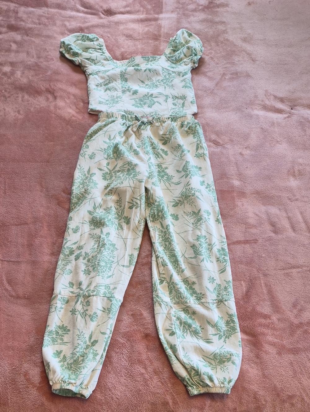 Paisley Lane Green Floral Boho 2 Piece Top and Bottom Size 8